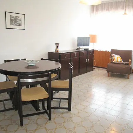 A Mare Apartment *